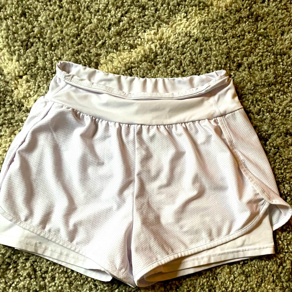 Female White Shorts